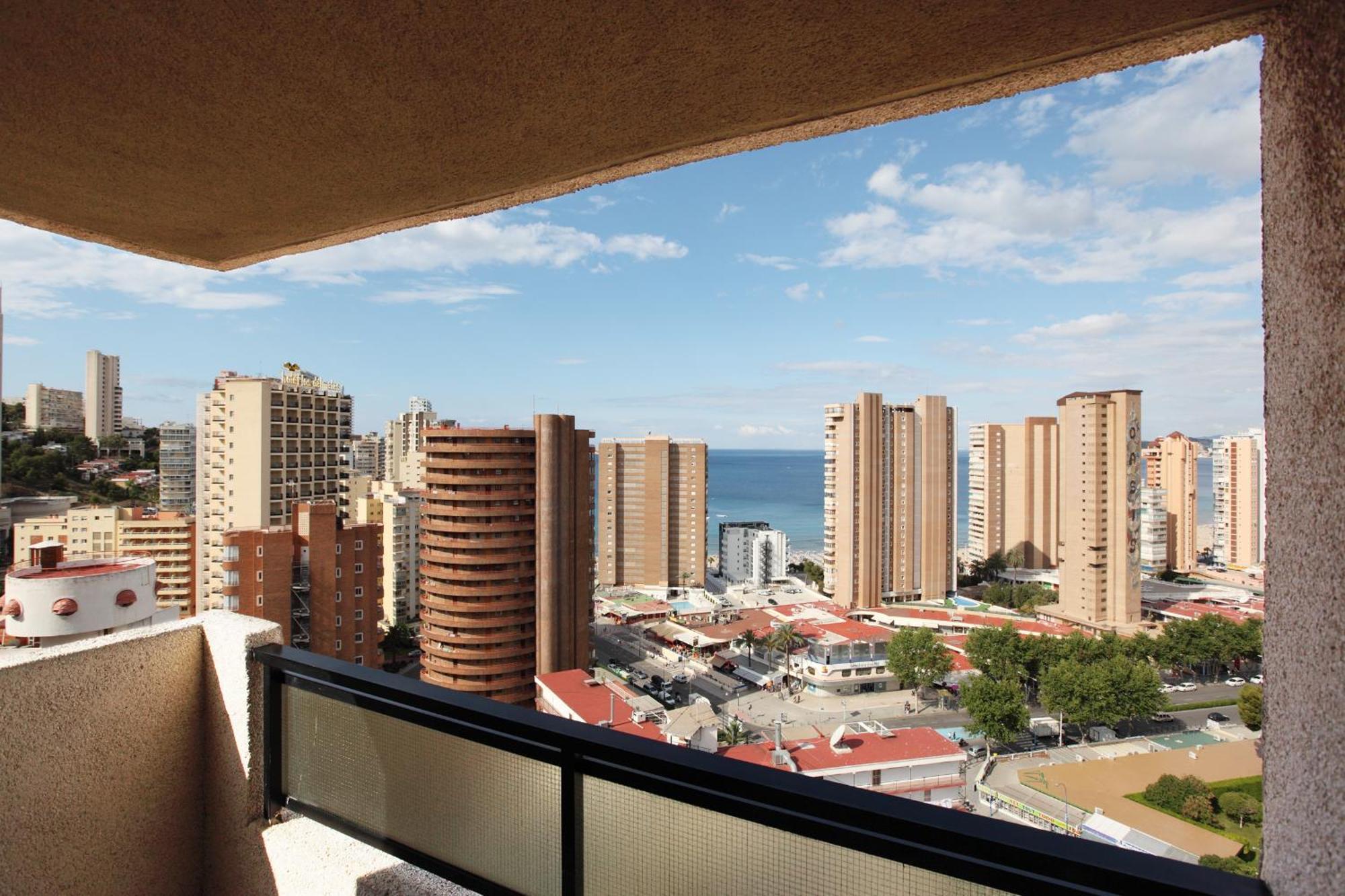 Dynastic Rooms Apartments Benidorm Exterior photo